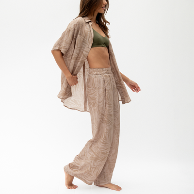 Day Trip Button Down + Day Trip Pant - Petite Palm Fronds Tan (Size S)