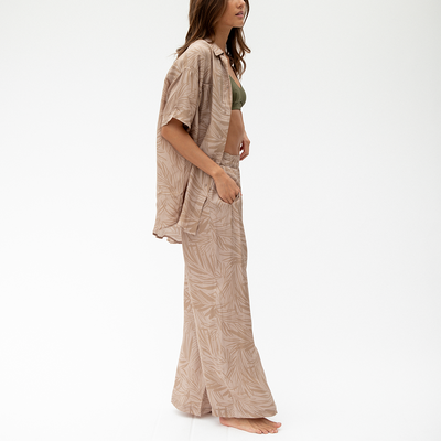 Day Trip Button Down + Day Trip Pant - Petite Palm Fronds Tan (Size S)