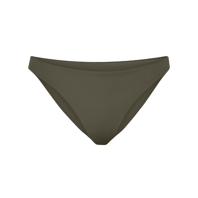 Wear To Bottom - Martini